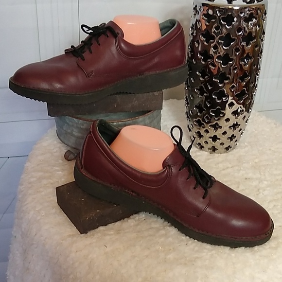 BROWN Lightweight Men's Oxford Dress Shoes Size 10 - Eva Tech - Picture 2 of 9